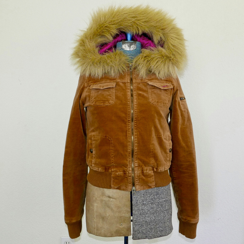 HOLLISTER | Exclusive Polar Wear Hooded Jacket M